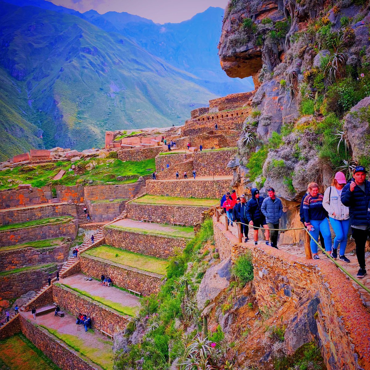 SparrowExplorer's tweet photo. Ollantaytambo - Way to #Machupicchu. #travelphotography #naturephotography #trip #travelblogger #naturelovers #ctperu #nature_perfection #trekking #hike #cusco #wonderlust #america #mountains #explore #love #lonelyplanet #natgeo #discovery #lifestyle #BeSafe #alternativeincatrail https://t.co/dcGCZluDAf