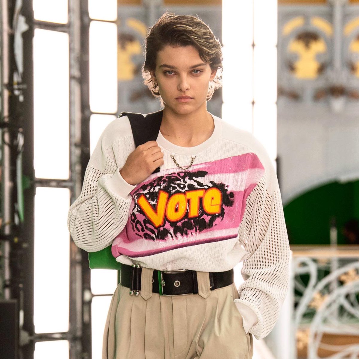 GrupoMassAr's tweet photo. Presentación @louisvuitton #SS21. Una de las propuestas más esperadas de esta cita parisina. #LVSS21 #PFW #MassModa https://t.co/cxGG0lYlEb