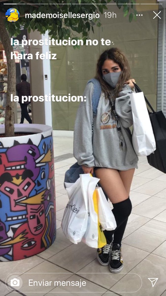 crybabosa's tweet image. que violento publicar esto sabiendo que miles de mujeres han sido y son prostituidas 🤢