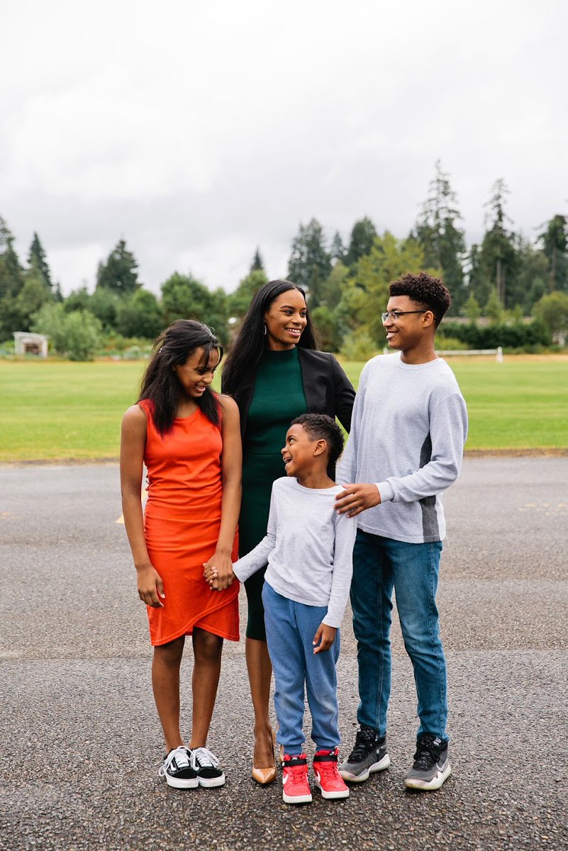 WA deserves a legislature that is representative of our communities. Representation allows more people to see themselves reflected in the legislature and know that they too belong in positions of power. 1/5(This thread is part of  @twinaforsenate& #39;s social media takeover)
