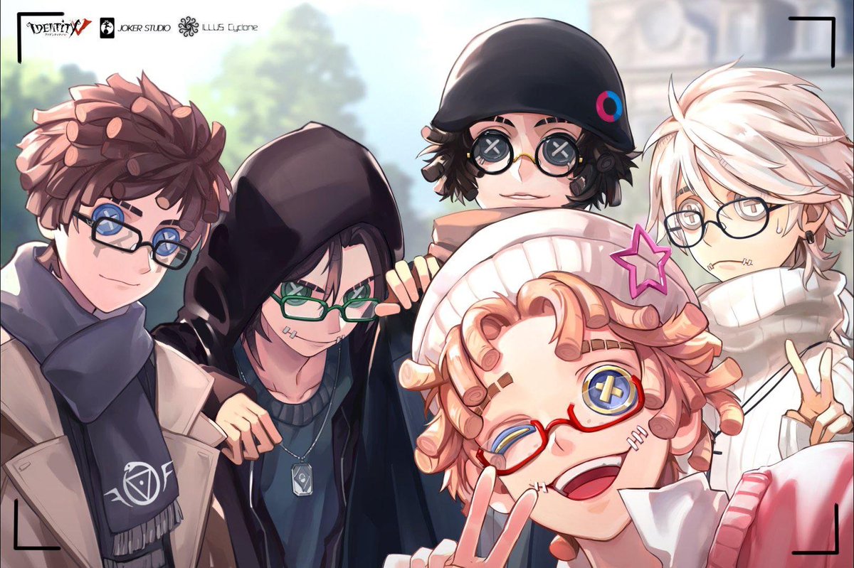 MilfAntonioIDV oh yea wwwww, they are merch design for comiket 97