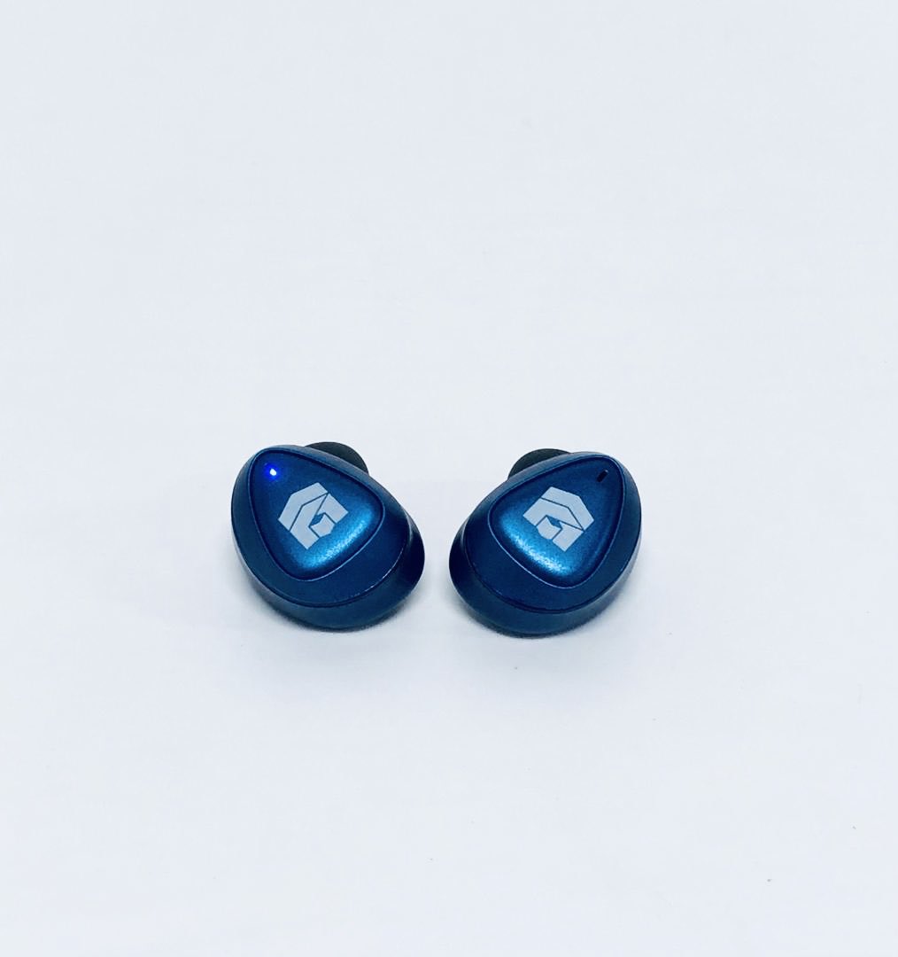 UrbanSoulStores's tweet photo. INTRODUCING A NEW VERSION OF EARPHONES TRUE WIRELESS
COLORWAY :METALLIC CHERRY RED
URBAN SOUL EARBUDS LAUNCHING MID SUMMER 2020.
PREORDER NOW
WHATSAPP +16463406112
#urbansoulstores©️
#UrbansoulDevices
#SmartDevices
#forsmartPeople
#NEWPRODUCT
#URBANSOULEMPIRE https://t.co/TmWJkX2X7R