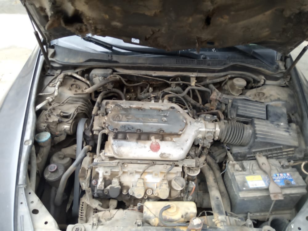 Obas_autos's tweet image. Naija used
Honda accord 2003.
Engine and gear in good working condition.
Ac needs to be worked on .
Location:- ketu ikosi, Lagos 
550k give away price.
Call/WhatsApp:- 07036099899
@Yettonia @Autorush2 @PELSAUTOS