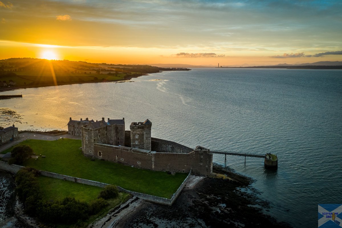 scotdrone's tweet photo. Blackness Castle. Sitting on the Firth of Forth at the eastern edge of the #Falkirk local authority area, this #Castle is known locally as 'the Ship that never sailed'. 🏴󠁧󠁢󠁳󠁣󠁴󠁿
#visitfalkirk #scotland #visitscotland #drone #caapfco #outlander https://t.co/Z32J1vZehc