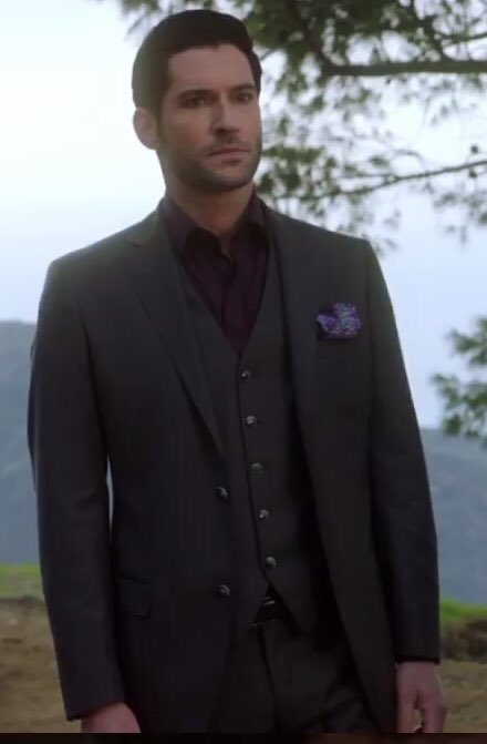 Lucifer’s wardrobe in 3x24 A Devil of My Word