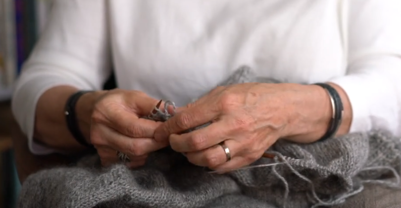 A video tutorial and an invitation to sign up for preview videos from Knit Stars - mailchi.mp/asatricosa/a-d…