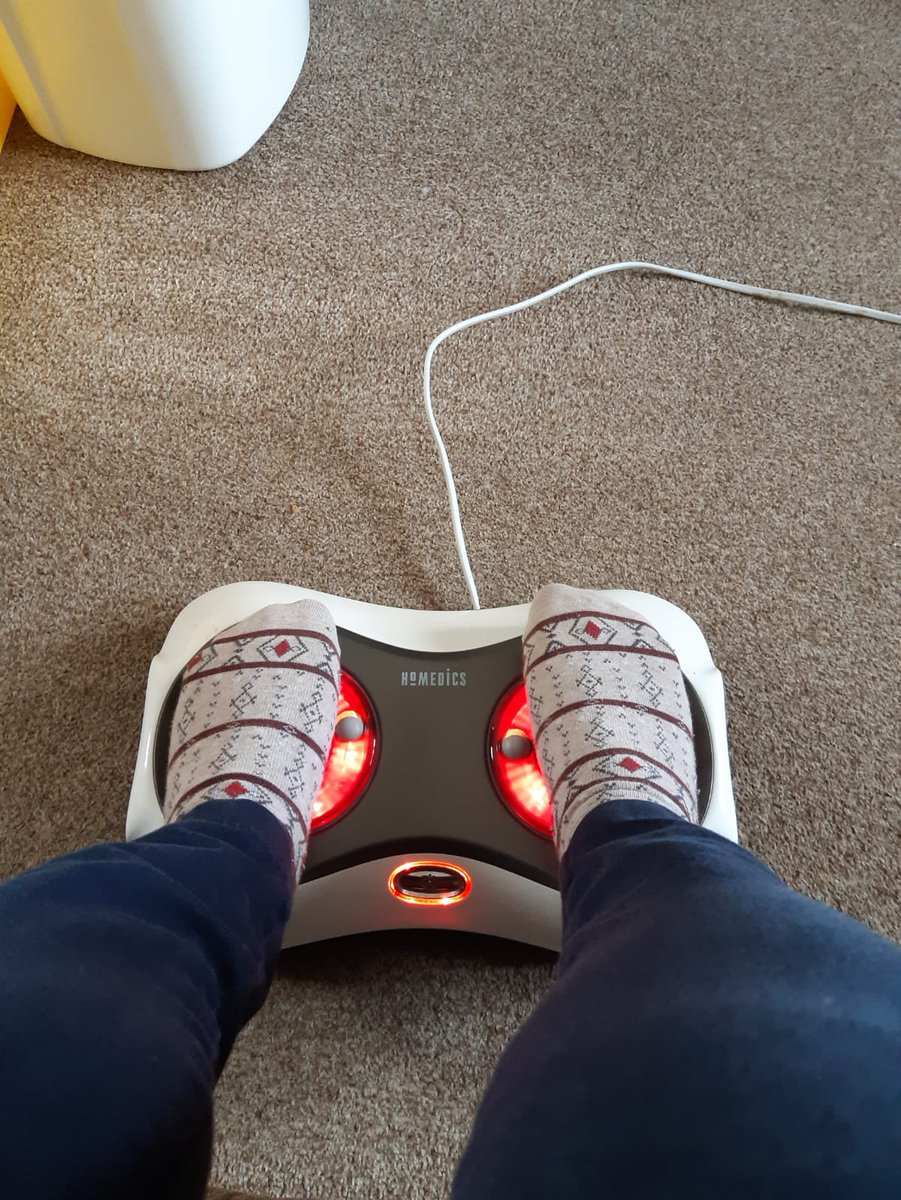 BradChuck's tweet image. Still at work
#freelancing is long hours but these are must have hours
Yes, I have #retrained, learnt new #workskills in the world of #ecommerce and adapted in the face of extreme job shortage
Oh, and the wife has sore feet. This is my gift to her
#lockdownstories