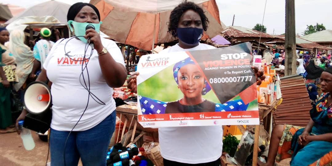EmekaDiru's tweet photo. From #Bolorundro town to #Bayinkin, #Kajola, #Obun-Ondo, #Apurere and #Owena.
@StopVAWIP local mobilizers conducting GOTV #Outreaches to mobilize women ahead of #OndoDecides2020 @ndiafrica @unwomenNG @UNFPANigeria @USAIDNigeria @SuperGirlTimidi https://t.co/ZMBPTF2fYs