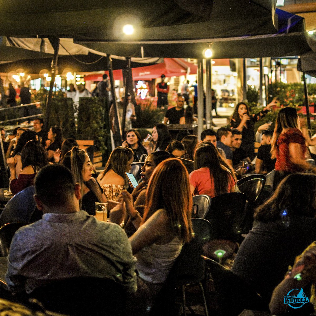 Oficialmente informamos que <a href="/DublinChile/">Dublin Chile</a> de Mall Plaza Norte y Bellavista fueron surtidos con refrescante schop de Cervezas Kudell ☘. #Cerveza #FelizMiercoles #Miercoles #Octubre