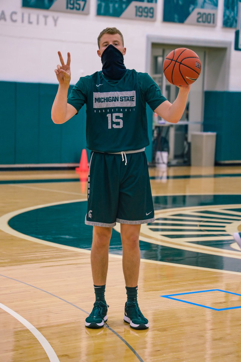 MSU_Basketball's tweet image. RT if you&apos;re excited for some 🏀