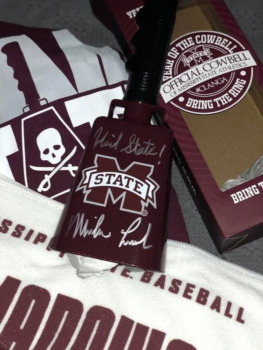 Win a <a href="/Coach_Leach/">Mike Leach</a> signed <a href="/msstate/">Mississippi State</a> #Cowbell!  Drawing on Oct 10. Click here for more info.
facebook.com/groups/3695615…
#HailState #WeRingTrue