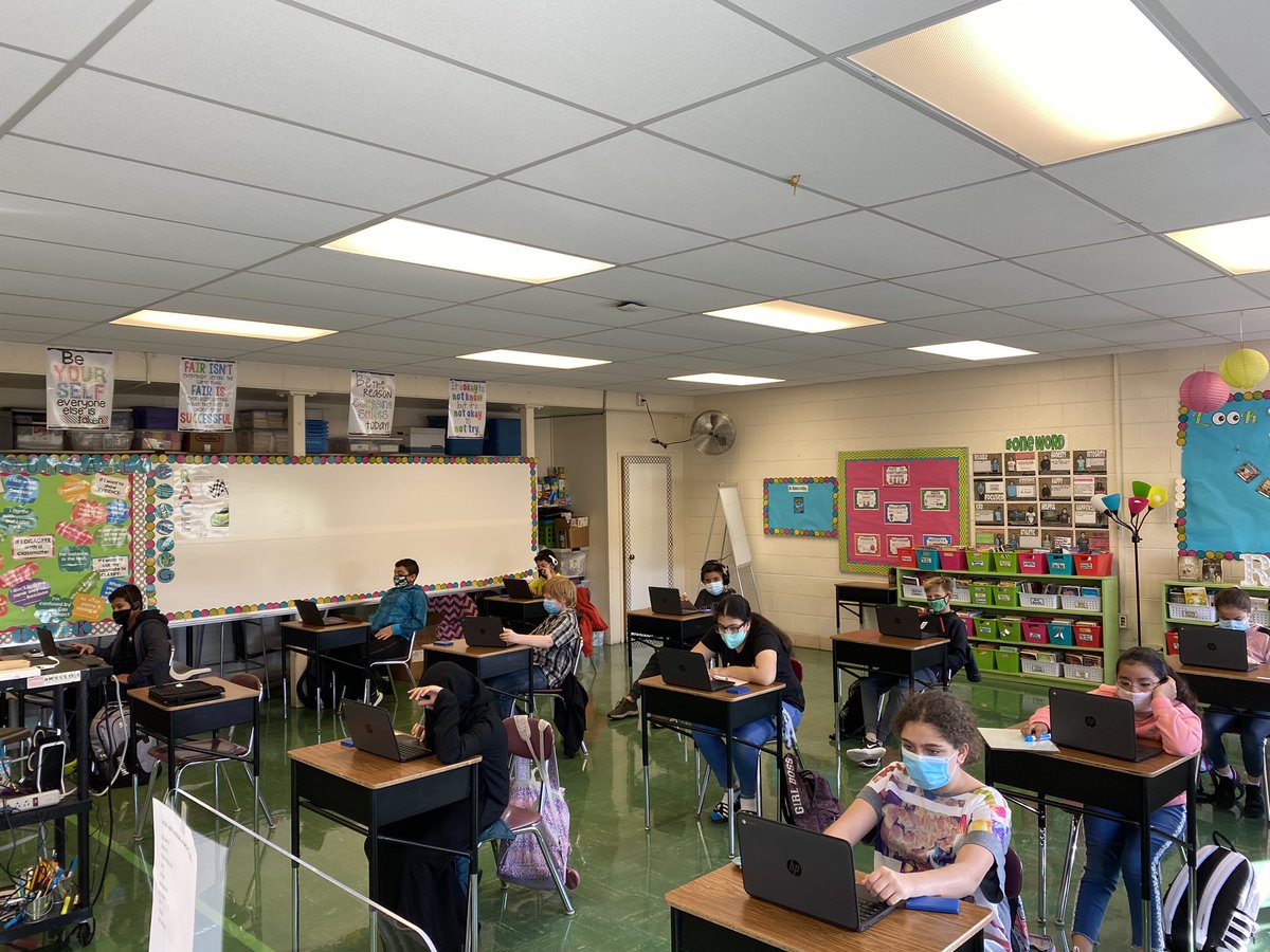 MrsMalewicz's tweet photo. It feels great to meet these students in person and to have students back in the classroom! https://t.co/cvuaN4PcyI