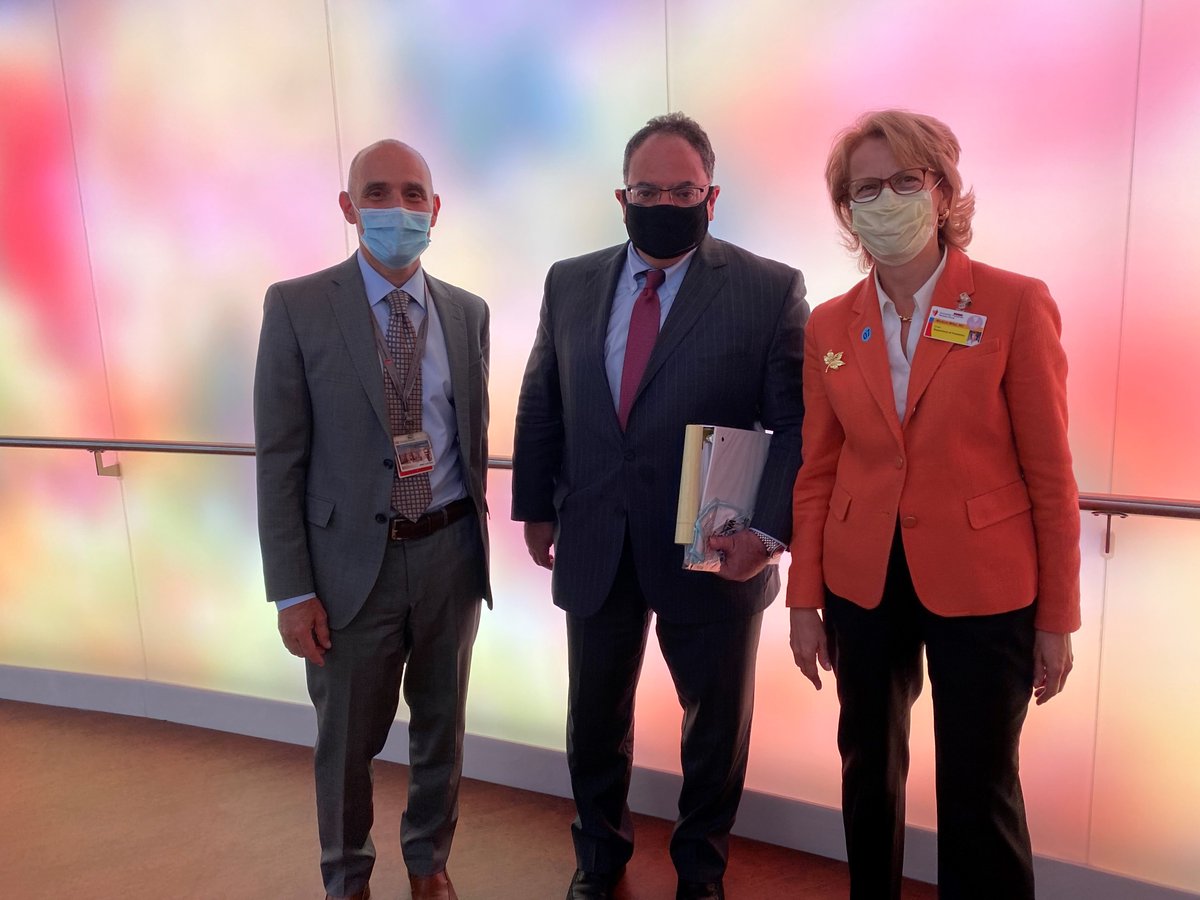 UH Cleveland Medical Center hosted our incoming CEO, Dr. Cliff Megerian, for a Town Hall and tour today. We were privileged to also visit <a href="/UHRainbowBabies/">UH Rainbow Babies</a>' Uhrman Inpatient Unit at our Angie Fowler AYA Cancer Institute, along with the Zagara Pediatric Specialty Clinic. #UHProud