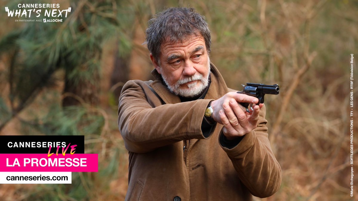 CANNESERIES's tweet photo. NOUVELLE VIDEO #CANNESERIESLIVE
En partenariat avec @allocine

“Au lendemain de Noël 1999, Charlotte, une fillette de 11 ans, disparaît sans laisser de traces” : la série française #LaPromesse s'annonce déjà incontournable... 

▶️ Rdv sur https://t.co/Bgn5S8yoL4 https://t.co/nlCk9vAiu0