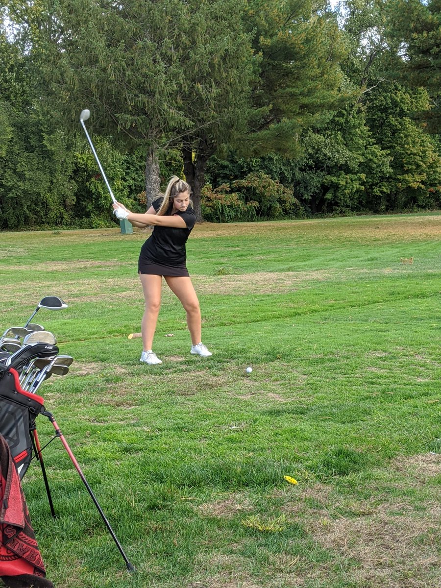 WHSBombers's tweet photo. @WHSBombersgolf get enough groups to finish to post good score today! Win 155-189! Thanks for letting me join! 

Good match @GolfHolyoke ! https://t.co/CtWYdLeITZ