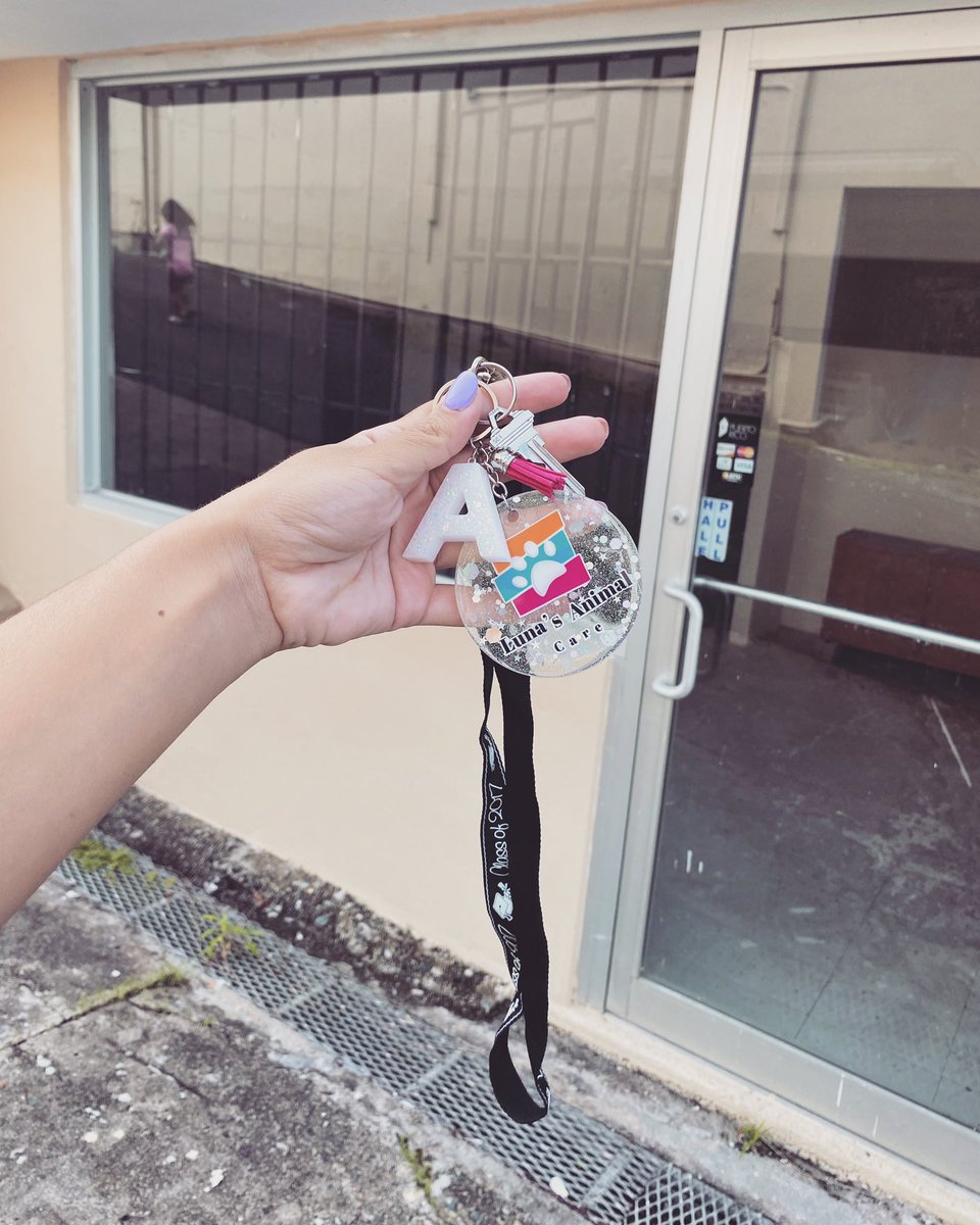 egirama_'s tweet photo. Jamás pensé que a mis 21 años fuera a ser una chica con su negocio propio estoy muy feliz por lo que voy logrando🤩encontrarán todo para sus mascotas en un solo lugar sigan mis páginas cuento con su apoyo🙏🏻🔜💓
IG: lunas.animal 👩🏻‍⚕️
FB: Luna’s Animal Care 🐾 https://t.co/8lqvfsF4dd