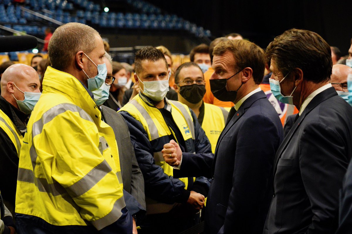 cestrosi's tweet image. Merci pour vos mots, Monsieur le Président @EmmanuelMacron, à l’égard de ces agents exemplaires et pour ce soutien affirmé de l’Etat qui sera aux côtés des victimes et des communes pour la reconstruction. #TempeteAlex