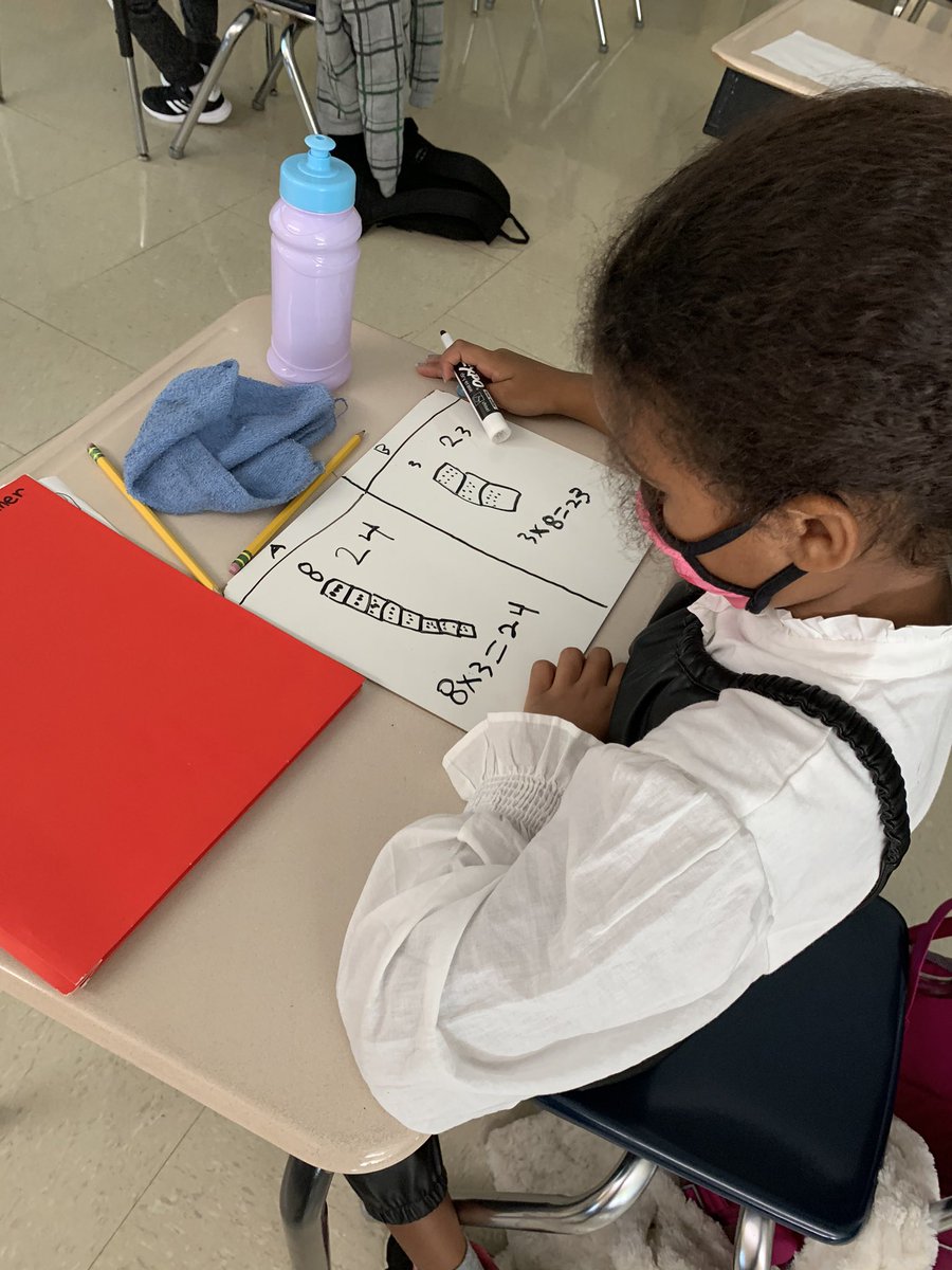 3rdwithsnyder's tweet photo. Here are some of our math workshop successes this week! We have been using open mindedness and creativity to model our thinking!  @CroninBee @BCSDBEES @McMahon_Kate44 https://t.co/oOYCfhOzdG