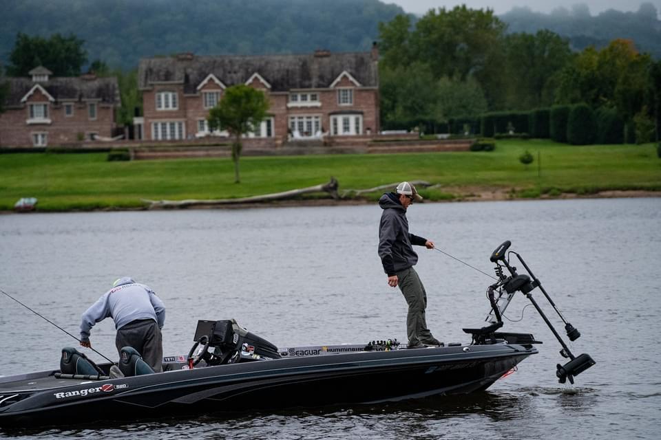 MinnKotaMotors's tweet photo. Ultrex's patented Lift-Assist Design cuts the weight of stow and deploy in half by featuring a stainless steel, gas-charged spring cylinder. Learn more ➡️ https://t.co/Zn4Uoji95V

#PowerOfProof #MinnKota #ultrex #bassfishing https://t.co/aztFBuhSnc