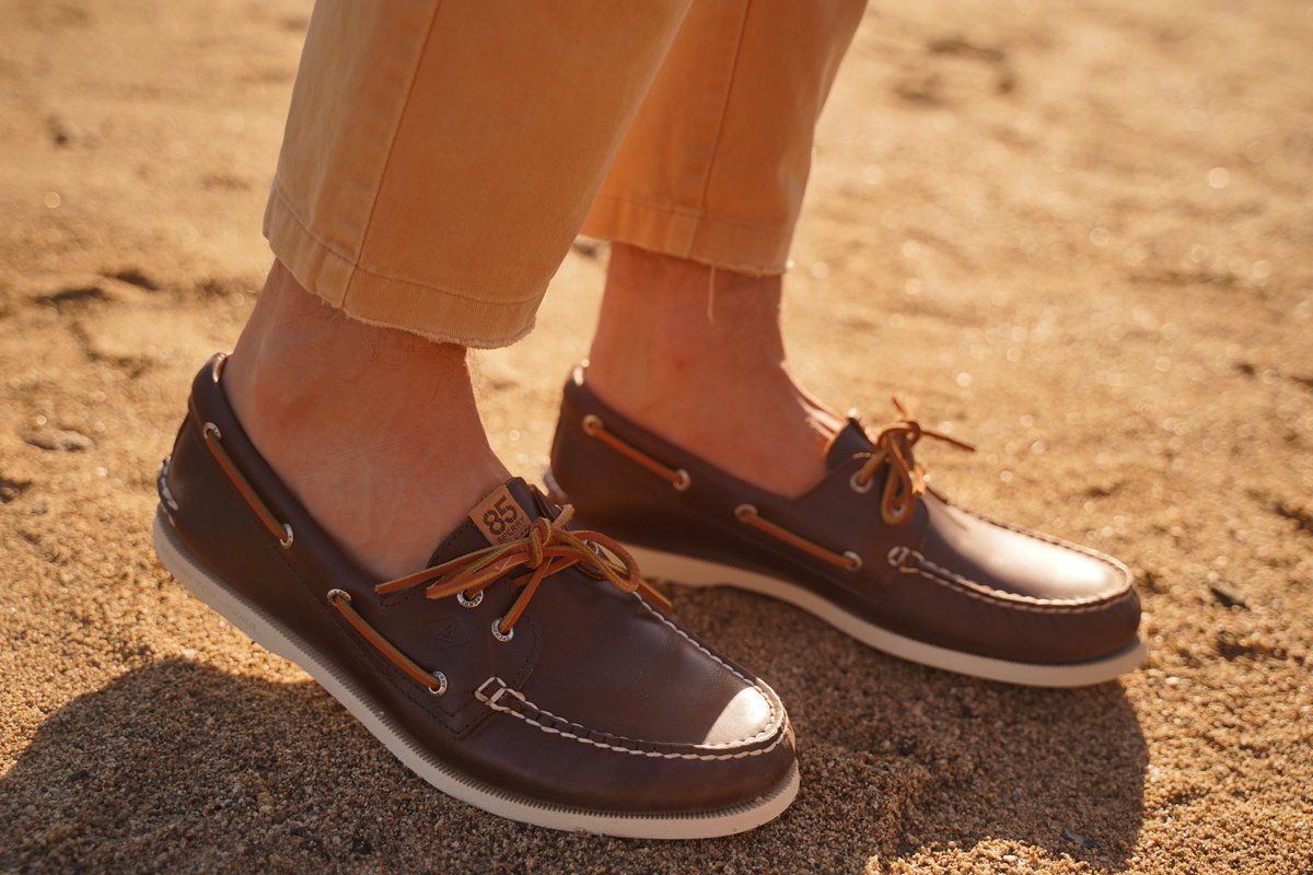 zalora sperry