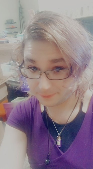 Been trying out new hair styles.  What do you guys think? https://t.co/2Wf0f0yYIr