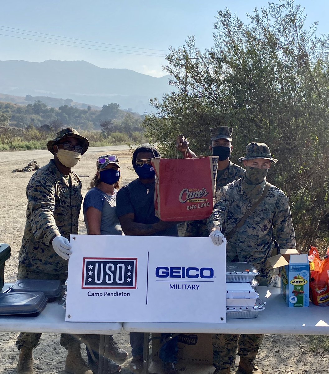 USOPendleton's tweet photo. A huge thanks to @GEICO and @Raising_Canes for helping us provide a great dinner in the field for the “First of the First” Marines of 1/1 here on Camp Pendleton!
#feedingourheros #firstofthefirst #Marines https://t.co/nOwpMiJgqF