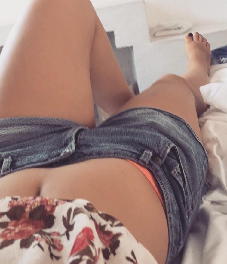 Omg I Like It So Much..👄👗