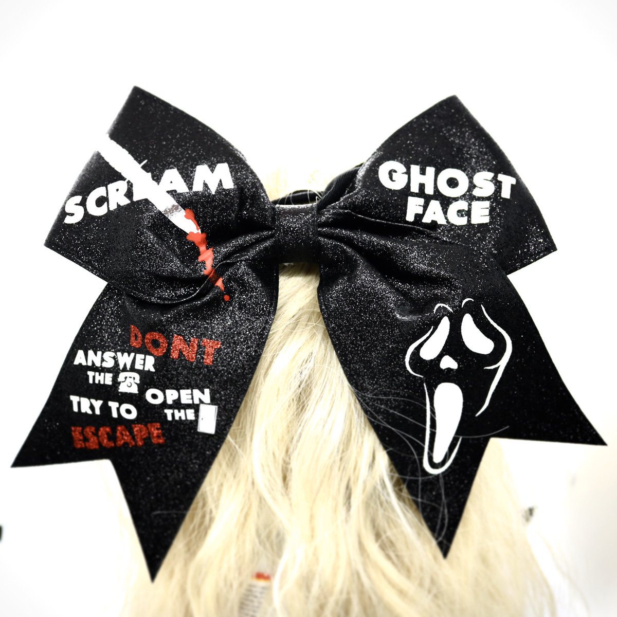 pretttynerdy's tweet photo. Donโt try to escape. ๐ช๐ฉธ
https://t.co/hlcJ5lE2di
#pretttynerdy #pretttynerdydesigns #Scream #Ghostface #DontAnswerThePhone #DontOpenTheDoor #DontTryToEscape #Halloween #Horror #HHN #Scary #Creepy #Spoopy #HappyHalloween #Etsy https://t.co/OC2wmG3Kds