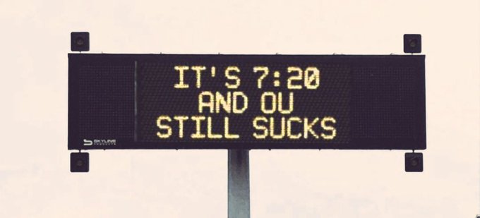 EjxB-9WXgAAYHHd?format=jpg&name=small