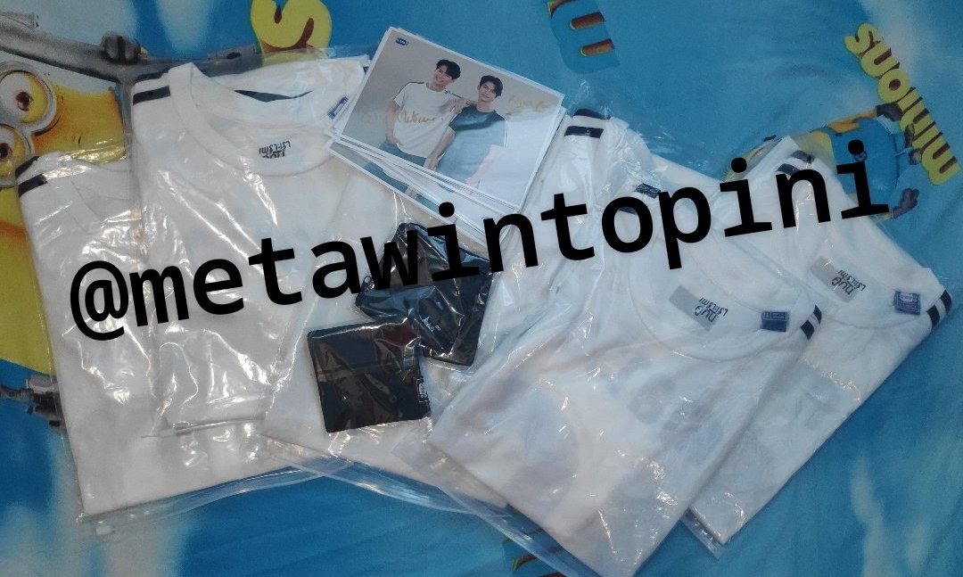 hollanov_twt's tweet photo. WTS/LFB

on-hand jersey puro white at bracelets bilhin niyo na mahal nga lang kasi gahaman ako so dm me

#2gether #2getherTheSeries  #bbrightvc #winmetawin #brightwin #sarawatine #sarawat #tine https://t.co/Olv0hFag08