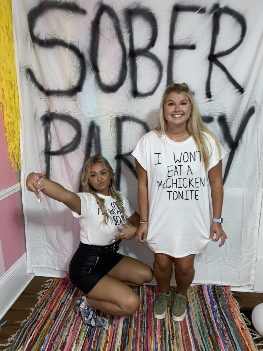 _laurenparise's tweet image. how it started    vs        how it’s going