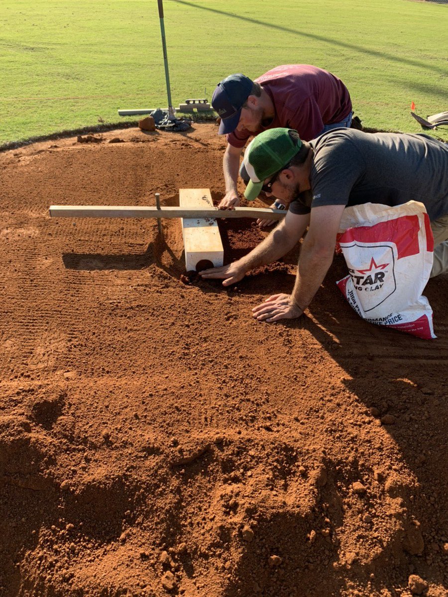 ITACTURF's tweet photo. Time, patience and attention to detail...#ITACTURF https://t.co/AN4EXxy9a3