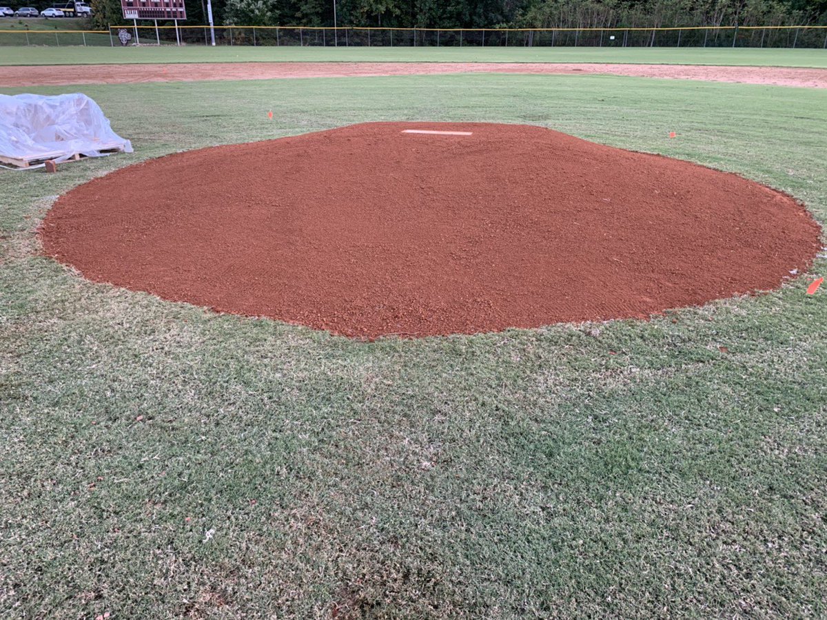 ITACTURF's tweet photo. Time, patience and attention to detail...#ITACTURF https://t.co/AN4EXxy9a3