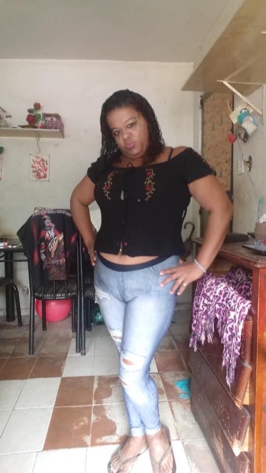 acabei de fazer uma videochamada com a minha amiga que ta internada com covid eu apostei em algo simples mas que exalte a minha imunidade e tambem pra mostra que diferente dela eu to com saude