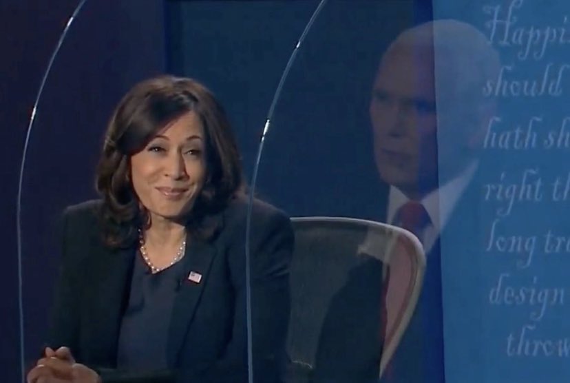 alexander_grae's tweet photo. when someone interrupts me while im talking #DebateNight https://t.co/LuXrdjvdwW