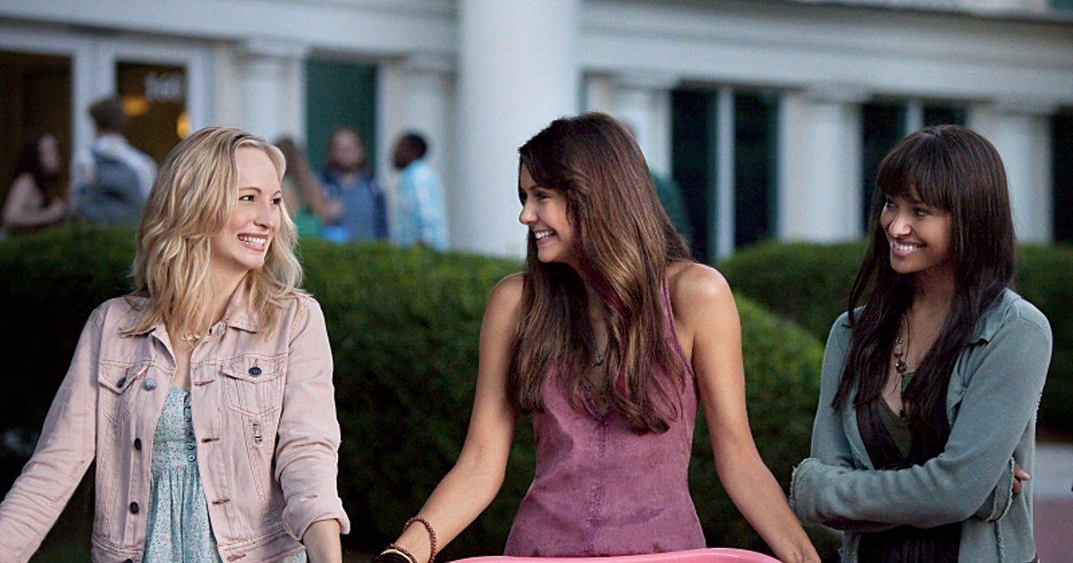 BoIdDesire's tweet image. #WCW to my squad. 

@ElysianDoppel  @PrettyandDanger