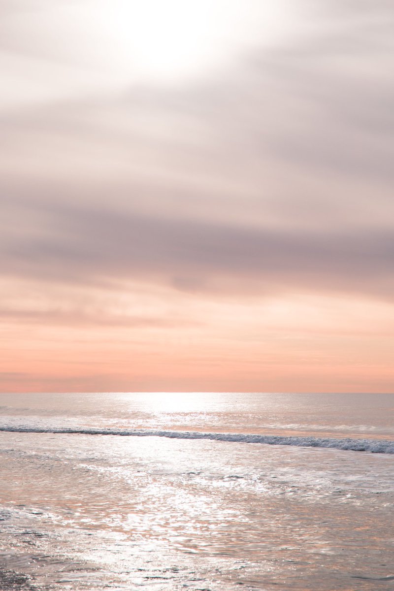 نستغفرك ربي حين تلهينا الدنيا عن ذكرك.