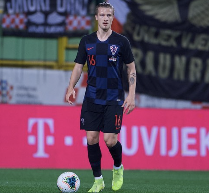 bayer04_es's tweet photo. ¡Aquí les dejamos los resultados de nuestros jugadores con sus Selecciones Nacionales! 🇩🇪 🇫🇮 🇭🇷 🇦🇹

#GERTUR 3️⃣-3️⃣
🇩🇪➡️ @jonatah (59')
🇩🇪➡️ #Amiri (90')

#POLFIN 5️⃣-1️⃣ 
🇫🇮💺@HradeckyLukas

#SUICRO 1️⃣-2️⃣
➡️🇭🇷 #Jedvaj (62')

#AUTGRE 2️⃣-1️⃣
➡️🇦🇹 #Dragovic
➡️🇦🇹#Baumgartlinger (46') https://t.co/Gl4KieXqLx