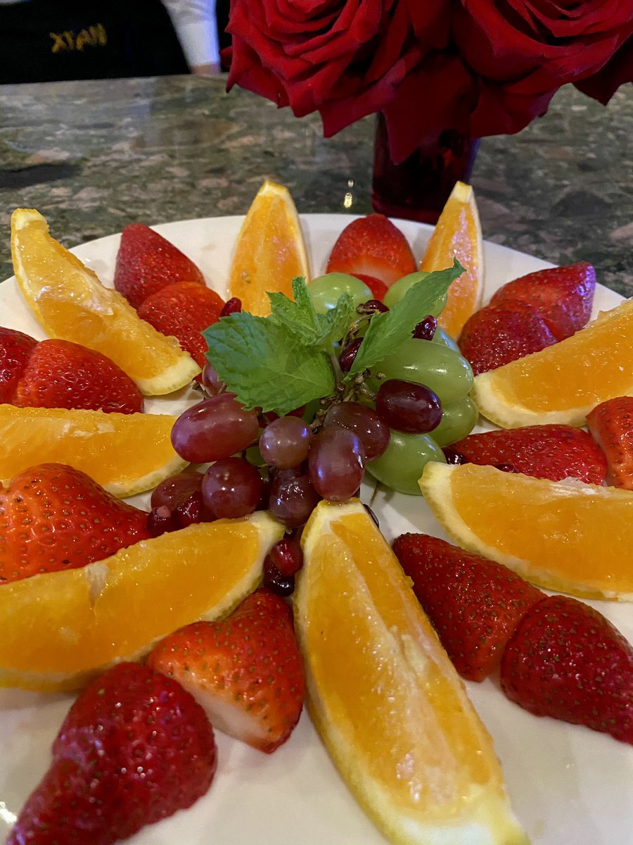Happy #humpday 🍊🍎🍑🍌🍒🍓🍍🍇🍋🍏

#fruity #juicy #sweet #yummy #fresh #refreshing #restaurants #litedessert #ordernow #opennow #chinesefood #comfortfood #BeverlyHills #LosAngeles