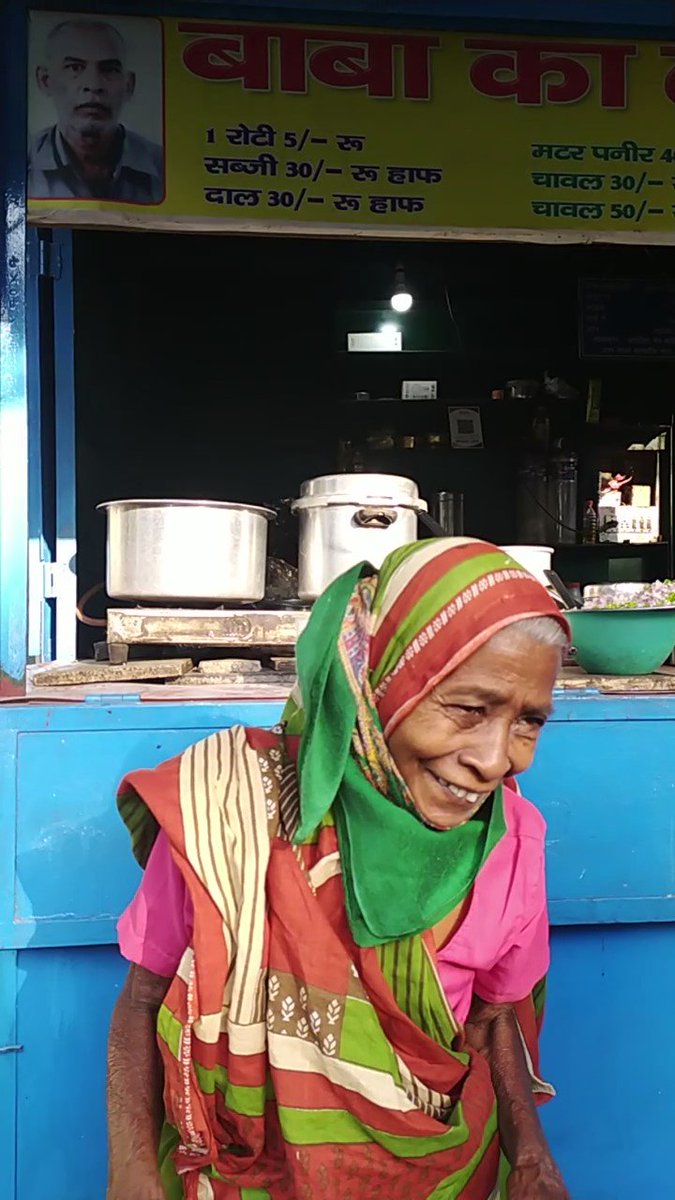 attorneybharti's tweet photo. .@RICHA_LAKHERA .@VasundharaTankh .@sohitmishra99 .@sakshijoshii .@RifatJawaid .@ShonakshiC .@TheDeshBhakt Visited "Baba Ka Dhaba" n hv done d needful to bring SMILE on their faces as promised. Will take care of them n I am starting a drive 2 take care of similarly placed people. https://t.co/S9A94AmJxK
