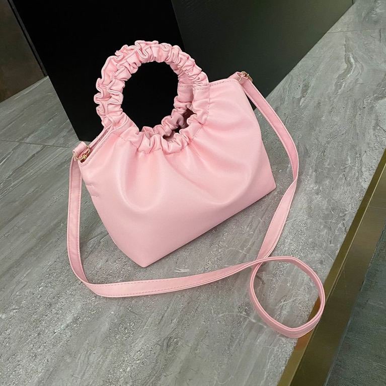 PASTEL LOOK Laura Shine Bag RM25 only READY STOCK  POSTAGE : SM RM8 / SS RM11___Product Info : MEASUREMENT:HEIGHT 25CM X LONG 21CM X  WIDTH 11CM