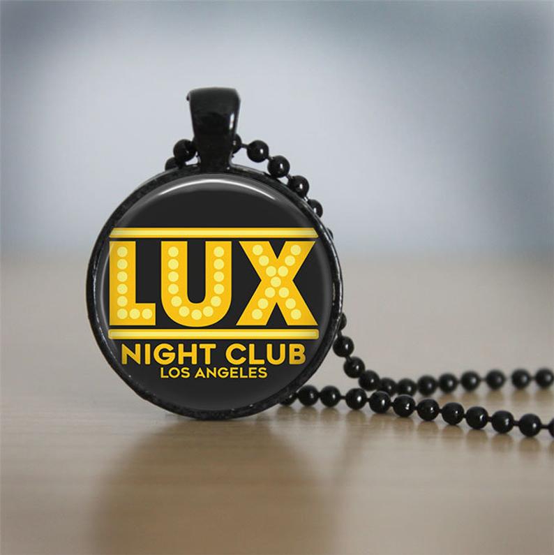 KTStopShop's tweet image. CALLING ALL #LUCIFANS!

Link in bio to what you truly desire.

#lucifer #LuciferNetflix #Deckerstar #lucifermorningstar @tomellis17 @LesleyAnnBrandt