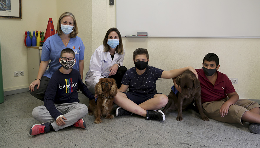 Un estudi de Vall d'Hebron, en col·laboració amb <a href="/GRUPO_CTAC/">CTAC</a> i <a href="/FProbitas/">Fundación Probitas</a>, ha demostrat que la teràpia assistida amb gossos és eficaç en el tractament de la síndrome alcohòlica fetal.

Llegeix la notícia: bit.ly/2GtIofr