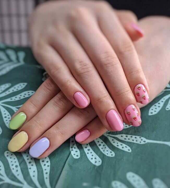 Colorful Manicure