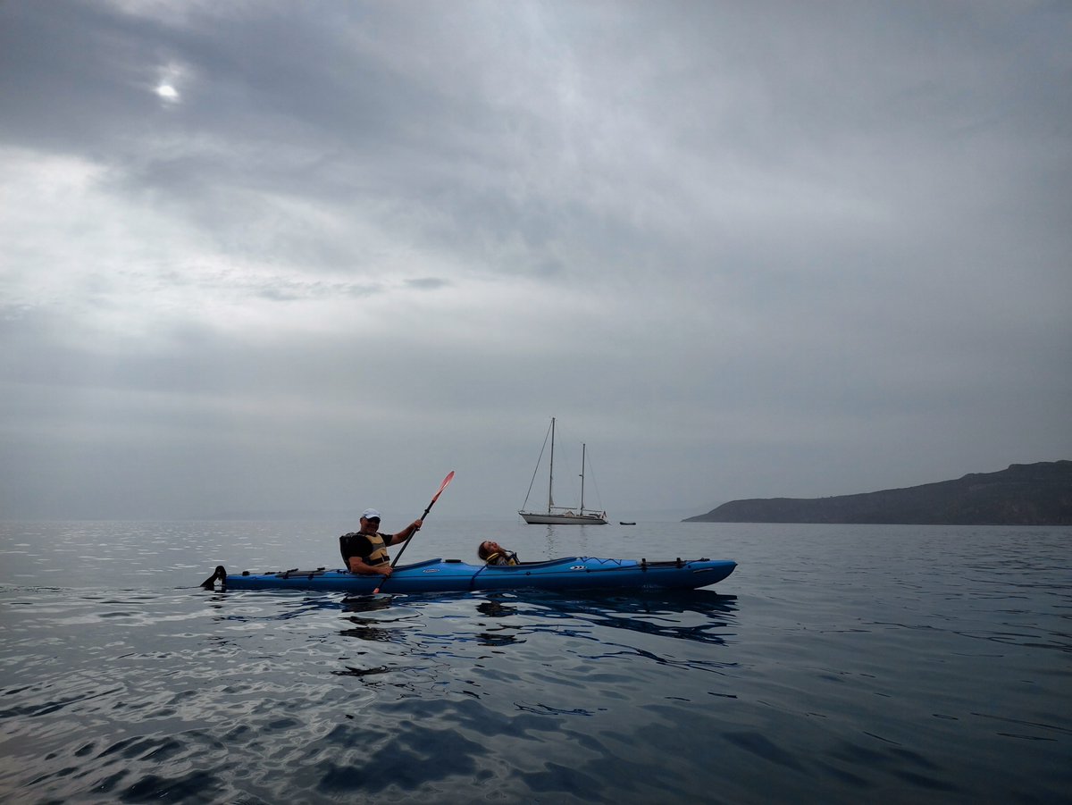 exploremessinia's tweet photo. Nothing better than a beach day with grey skies 🌫
#seakayak #Kayaklife #seavibes #calmwaters #cloudydays #vitaminsea #beachlife #LifeOutdoors #exploremessinia #exploremore #exploretours #OutdoorActivities #outdoorgreece #DiscoverGreece #discoverpeloponnese #visitgreece https://t.co/wZhEROf4uF