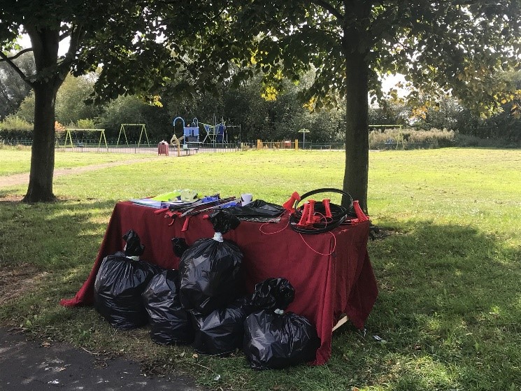 Local councillors in Askern joined in and collected 5 bags from around the area.