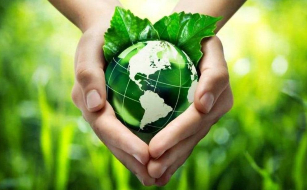 saqvparis's tweet photo. Vous pouvez visionner la conférence du père Frédéric Louzeau sur YouTube : https://t.co/iz7cO7XtaR. Il y partage sa vision de la nécessité d’un engagement écologique long terme qui doit rester une priorité absolue pour l’Église et les catholiques du monde entier. #LaudatoSi https://t.co/4CmvDn5gcn