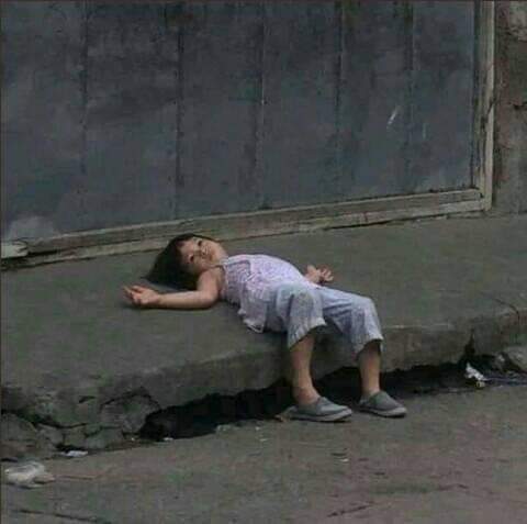 gamilongmickle's tweet photo. Yung malapit na pasahan pero dimo parin tapos module mo. https://t.co/75bKTQSSbH