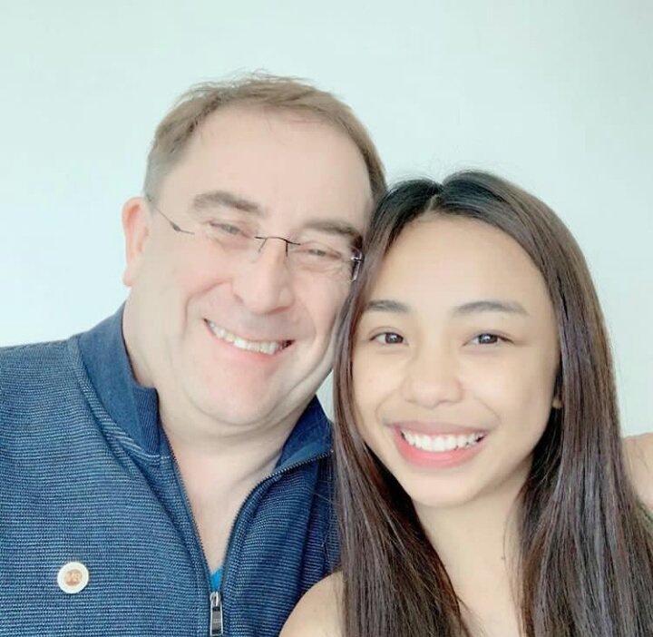 Ang family nga ni May pinagtanggol si Ed, her cousin/bestfriend works as Ed's PA, Ed was one of the main person who made a surprise bday for her, we can also see that both their friends and families support & love them both. #MayWard  #MaymayEntrata  #EdwardBarber