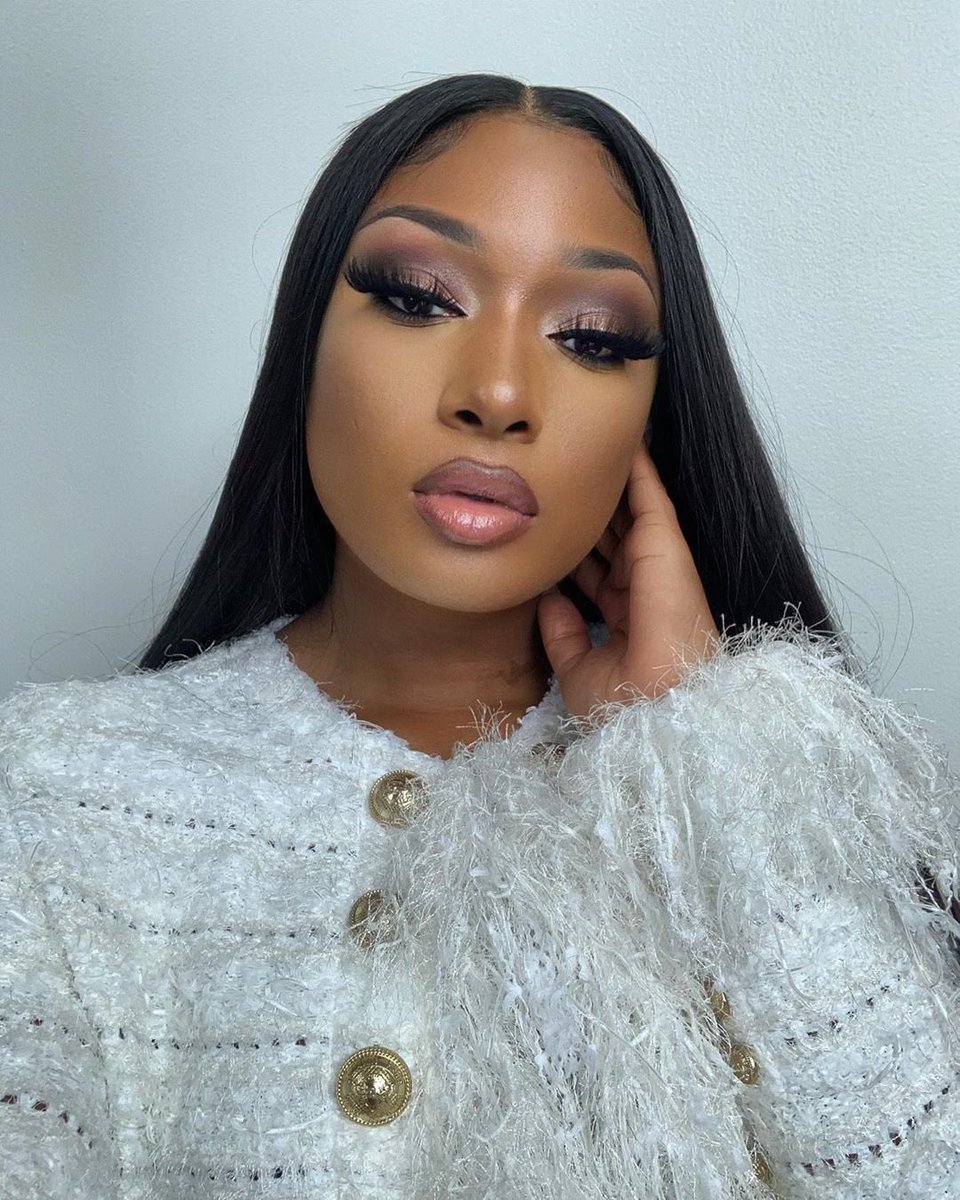 the morning starts not with coffee, but with <a href="/theestallion/">TINA SNOW</a> beautiful face 💕

утро начинается не с кофе, а с красивого лица <a href="/theestallion/">TINA SNOW</a> 💕
